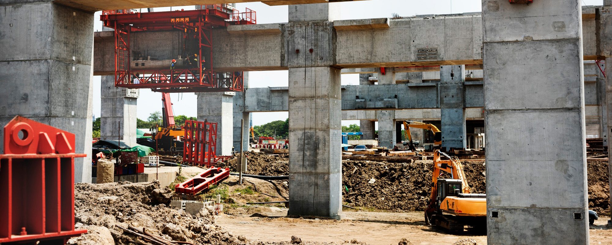 Worker Safety with Smart Helmet and Bluetooth Bracelet Solution